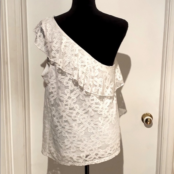 White Lace Top!!! ...like NEW!!! - Picture 5 of 8